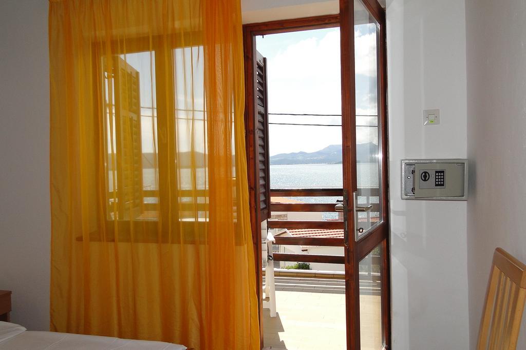 Holiday Home Apartment Tedo Klek Exterior foto